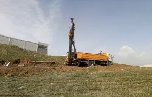Arazi sondaj çalışması · görünüm 3